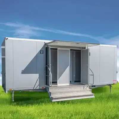 Toilettenwagen Premium 4x2 zum Mieten